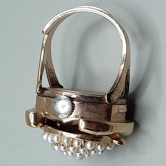 Vintage Analog Watch Ring, US Size 7.25 Adjustable, Baroness 17 Jewels - Picture 5 of 12